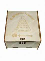 Новогодняя коробка из дерева 10